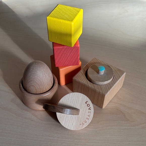 LOVEVERY Other - Lovevery Wooden Baby Toy Set